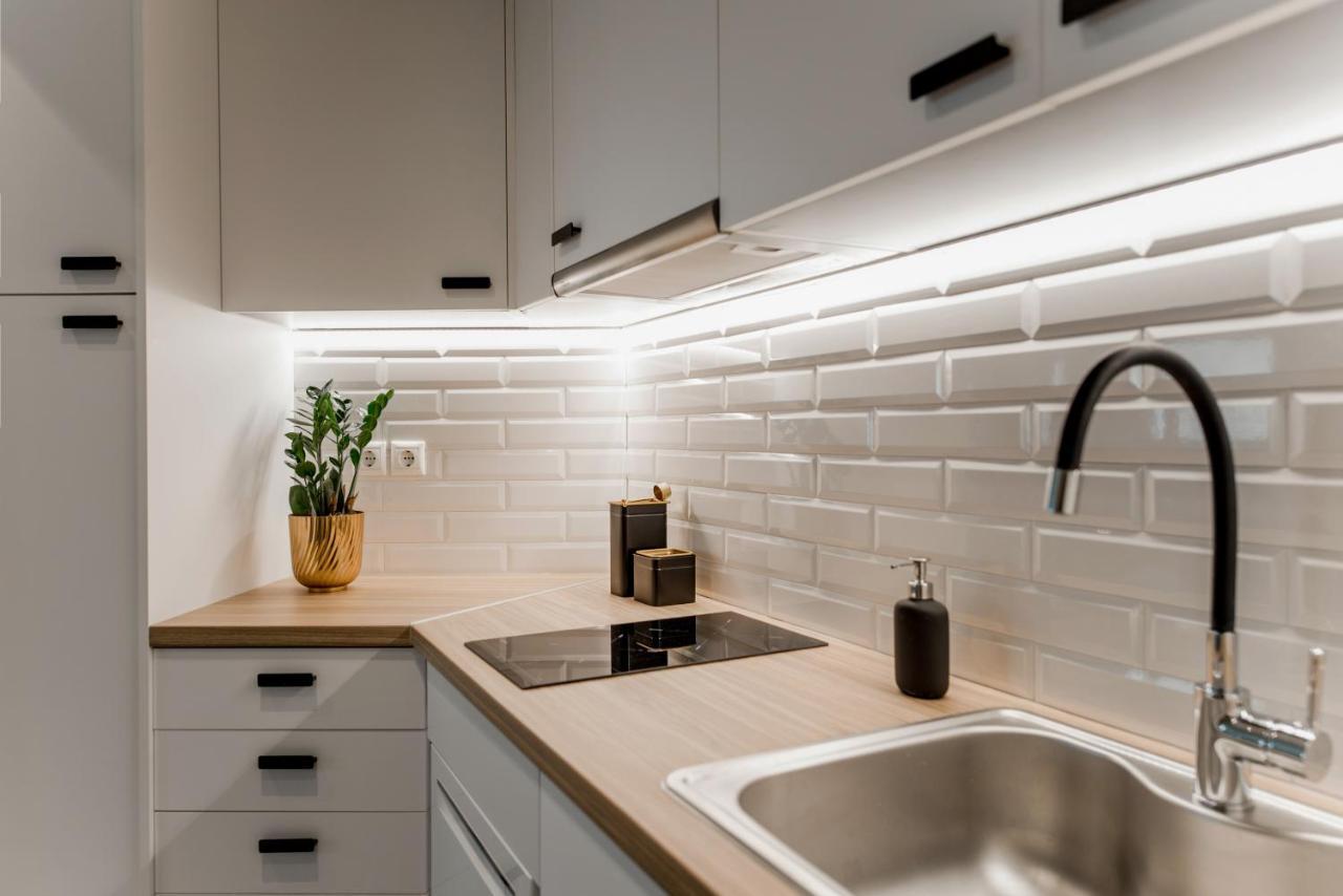 Zanzi By Stylish Stays Афины Экстерьер фото